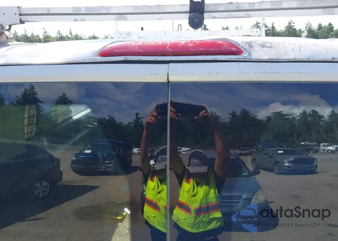 2017 Ford Transit-350 Xlt z USA, uszkodzony, nr VIN 1FBZX2ZM8HKA10722